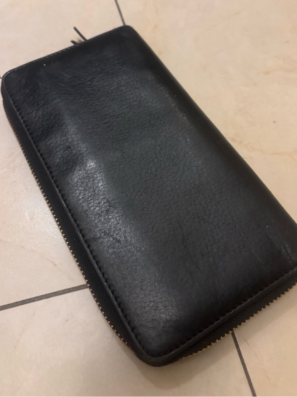 Tory Burch Black Leather Zip-Around Wallet with Gold Hardware - Picture 3 of 5